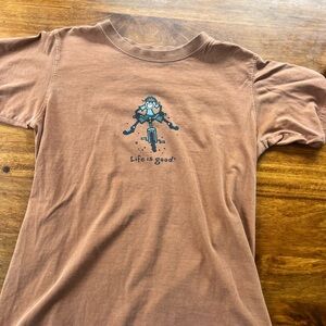 Brown Life is Good T-shirt, great condition SOLD